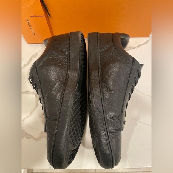 LOUIS VUITTON 1A8QE6 Luxembourg Sneaker embossed monogram mens black - Picture 2 of 5